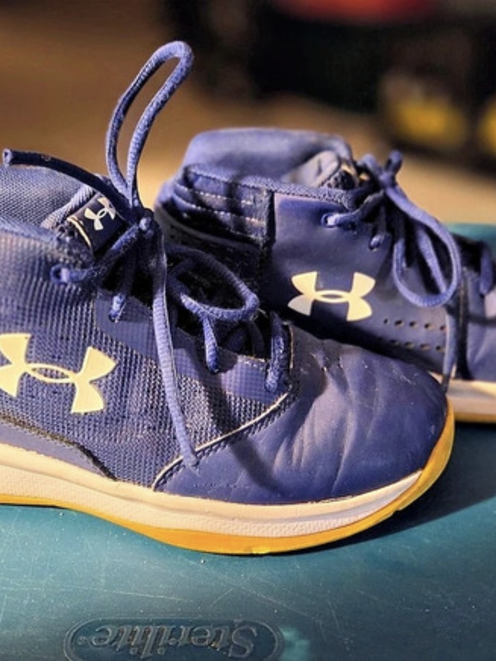Under Armour Jet 2017 Girls US 3Y Blue & Yellow Sneakers
